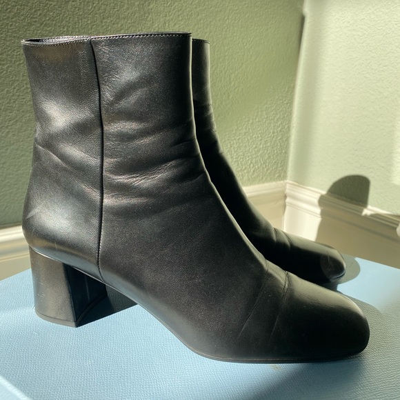 Prada Black Leather Calzature Donna Square-Toe Heeled Boots - Picture 7 of 8